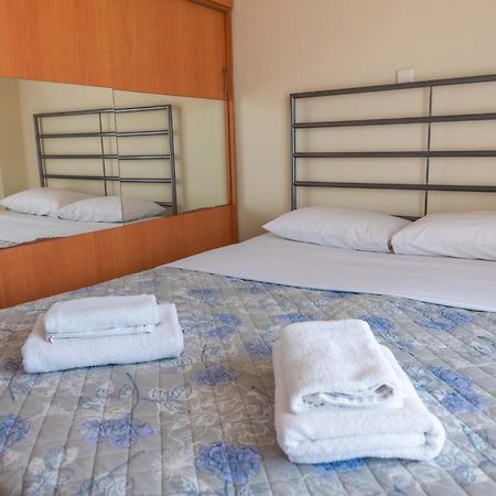 Appartement Infinity Stars Sea View à Nea Kallikrateia Extérieur photo