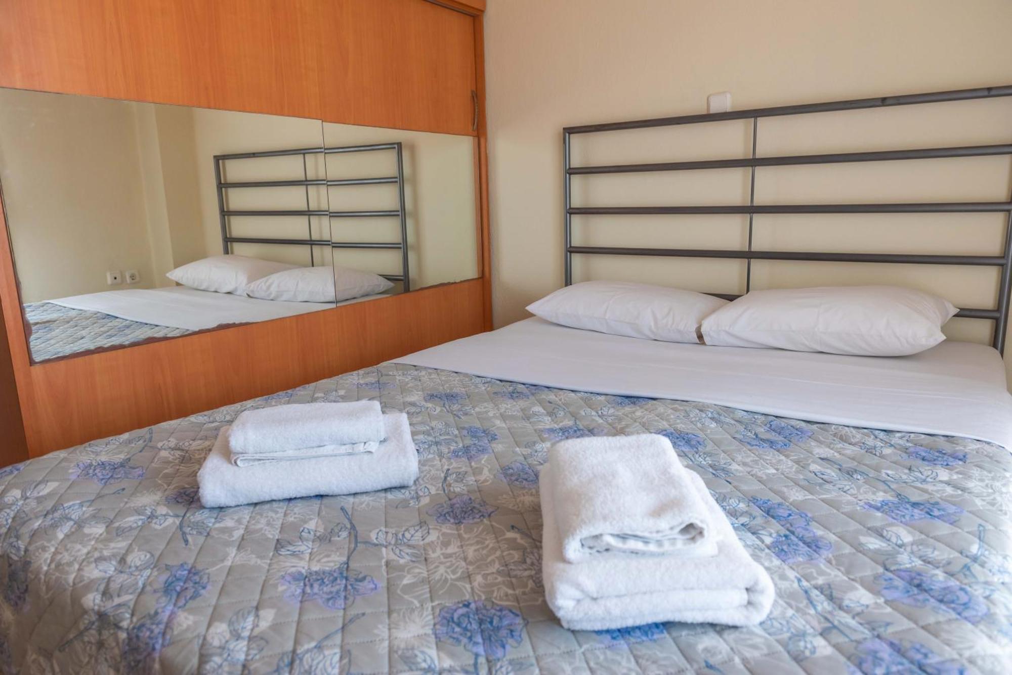 Appartement Infinity Stars Sea View à Nea Kallikrateia Extérieur photo
